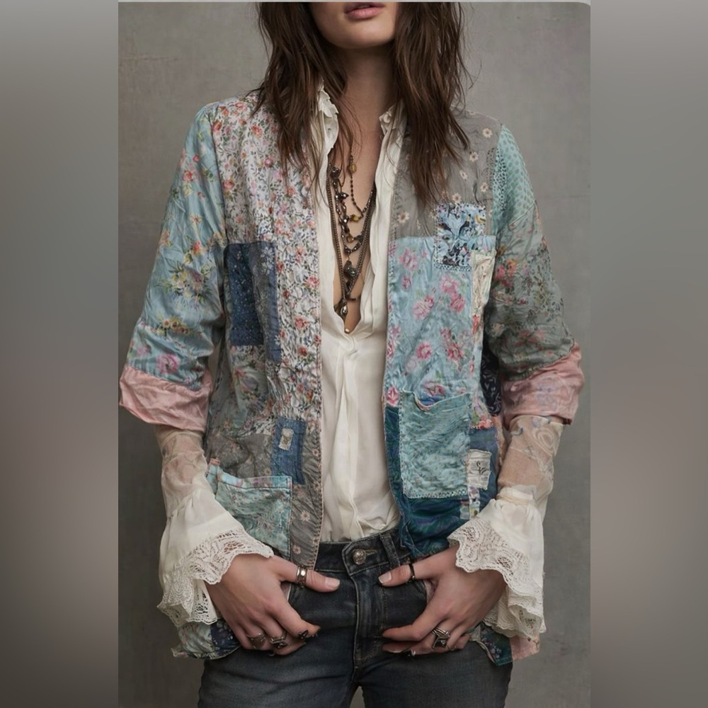 Patchwork quilted reversible jacket